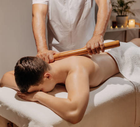 Massage aux bambous